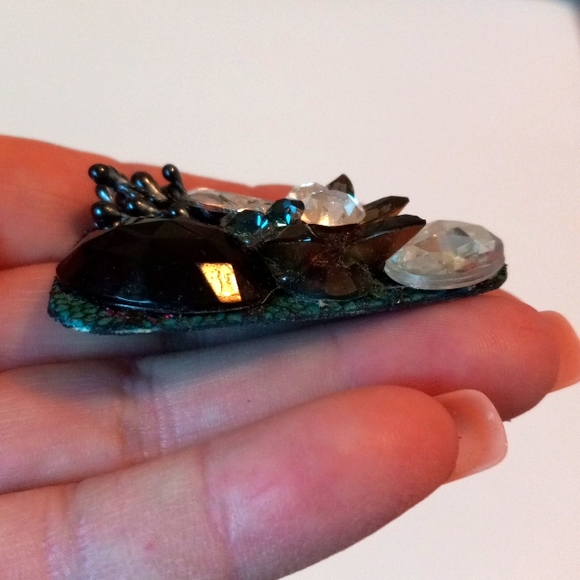 Custom made earrings. - Picture 4 of 6